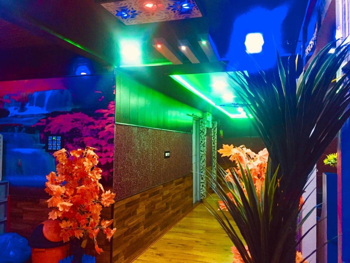 Pine View Resort Гулмарг Екстериор снимка