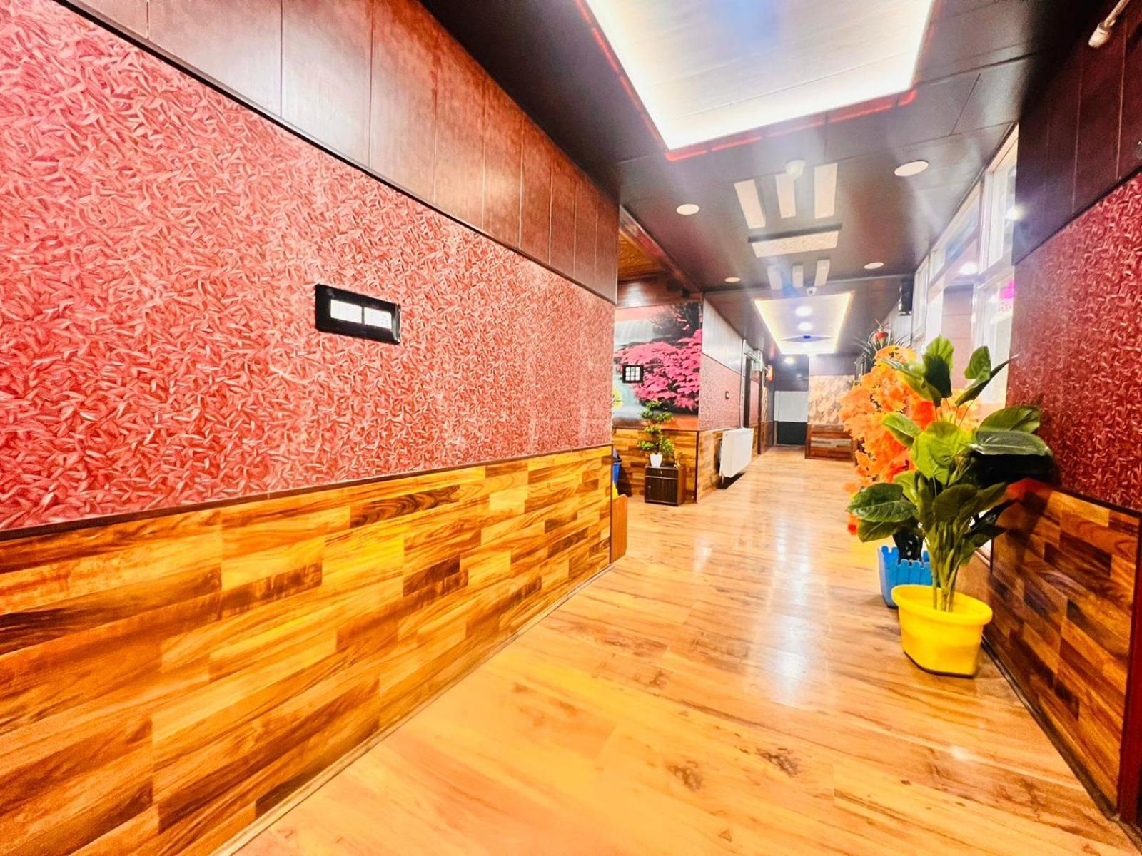 Pine View Resort Гулмарг Екстериор снимка