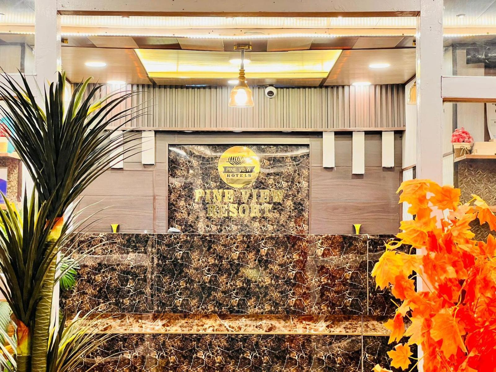Pine View Resort Гулмарг Екстериор снимка