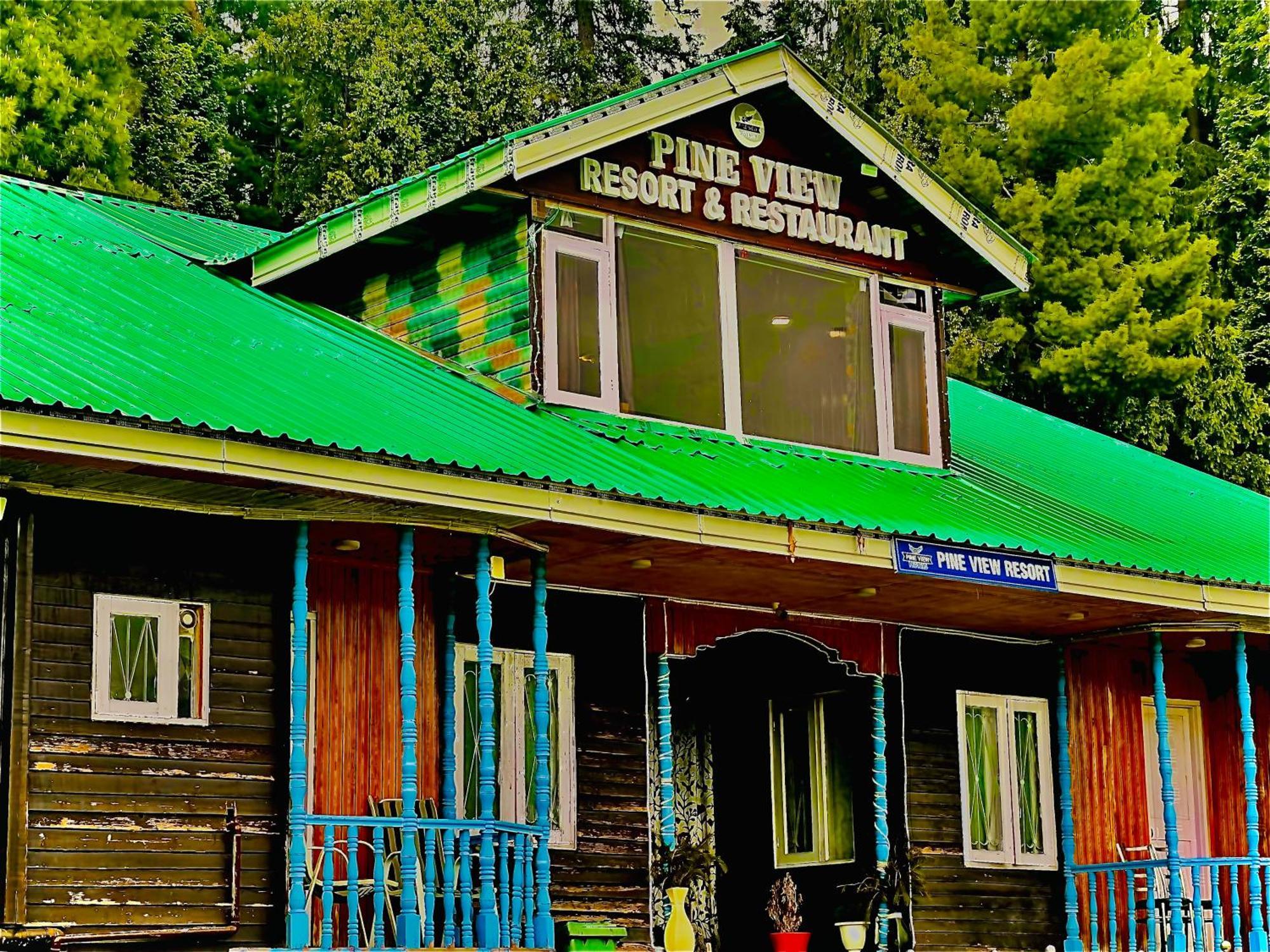 Pine View Resort Гулмарг Екстериор снимка