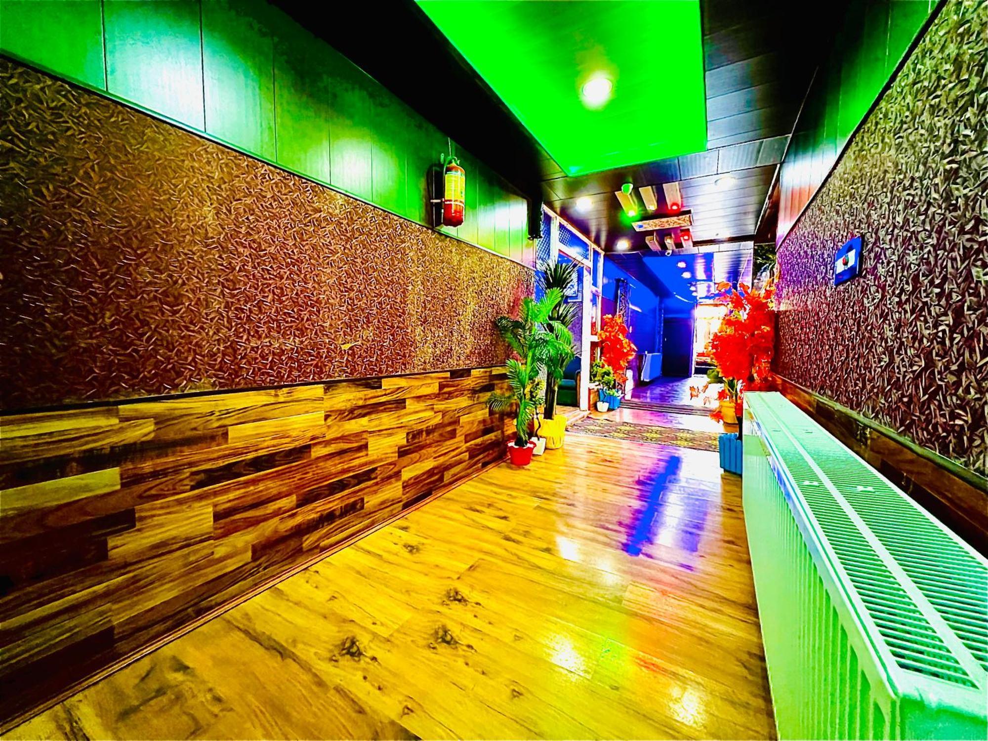Pine View Resort Гулмарг Екстериор снимка